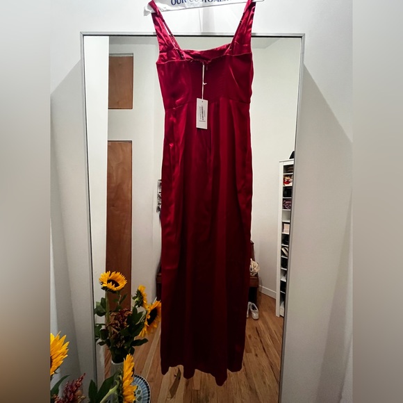 Reformation Solay dress in Sangre - Picture 8 of 8